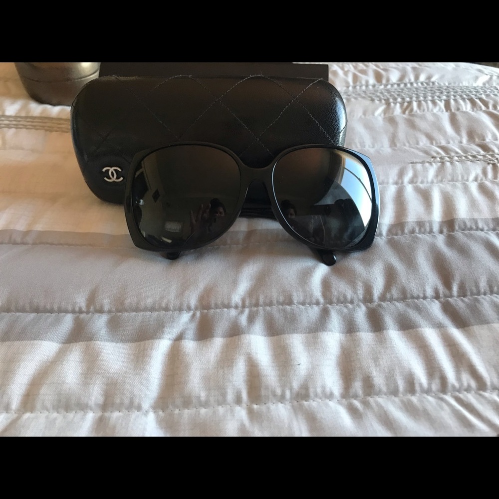 Chanel 5216 501/3f used condition